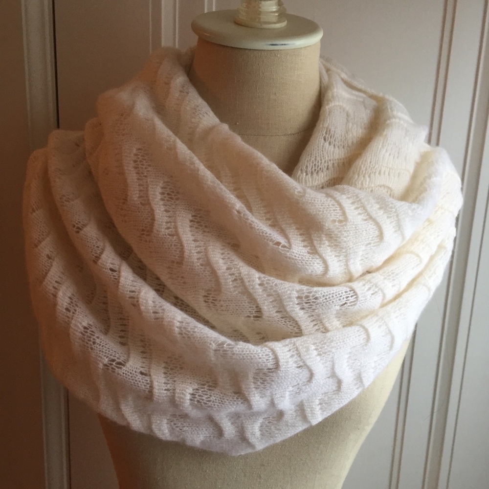 Lord & Taylor Cashmere Infinity Scarf NWT